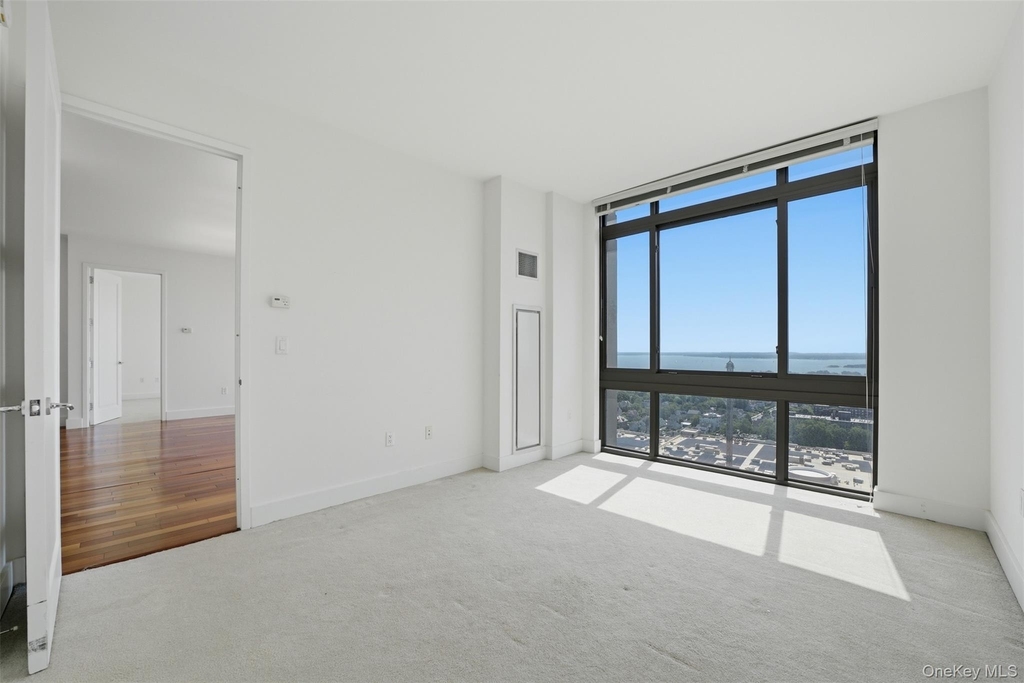 175 Huguenot Street - Photo 9