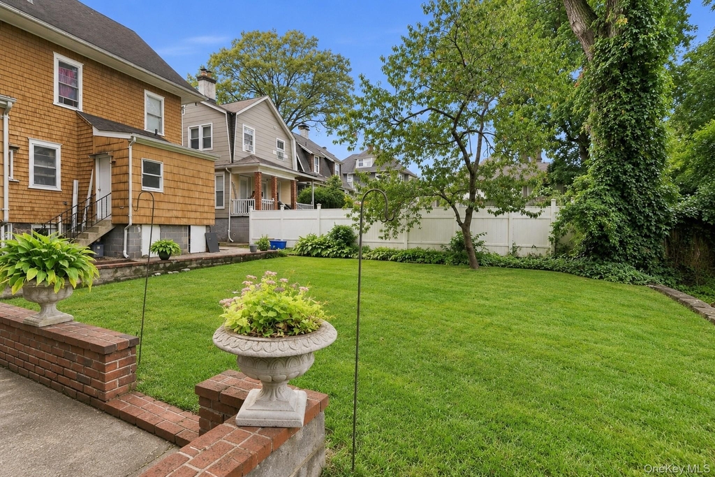 82 Quinby Avenue - Photo 38