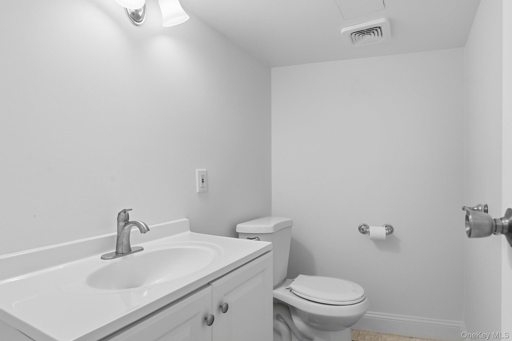 82 Quinby Avenue - Photo 35