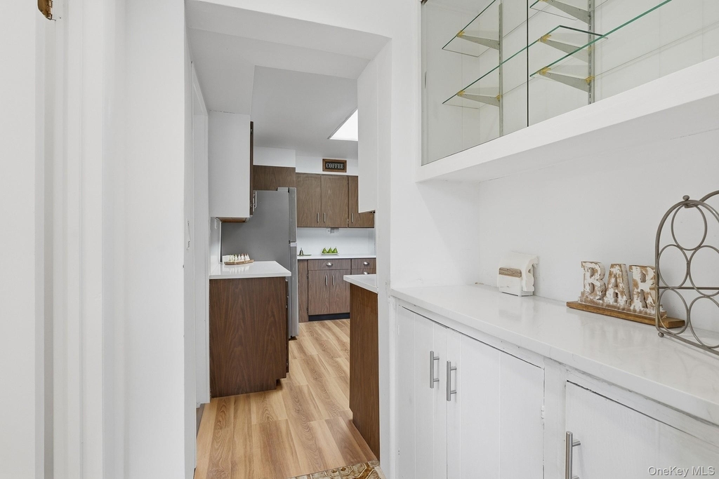 82 Quinby Avenue - Photo 16