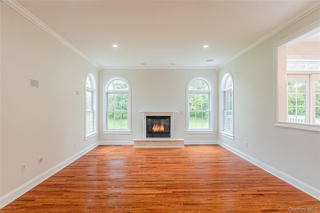 86 Victoria Drive - Photo 10
