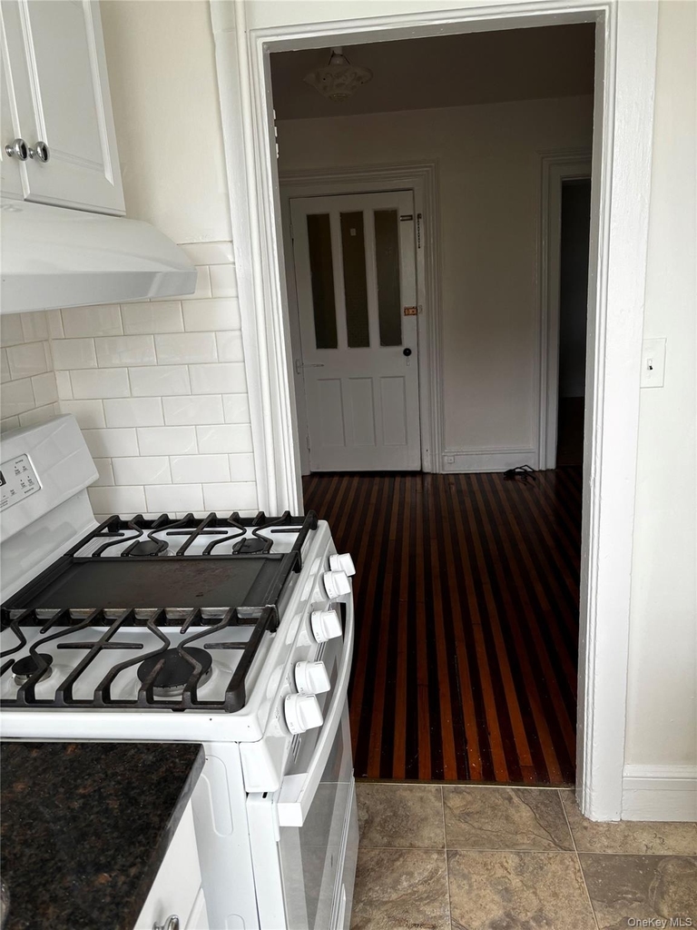 24 Grandview Avenue - Photo 8