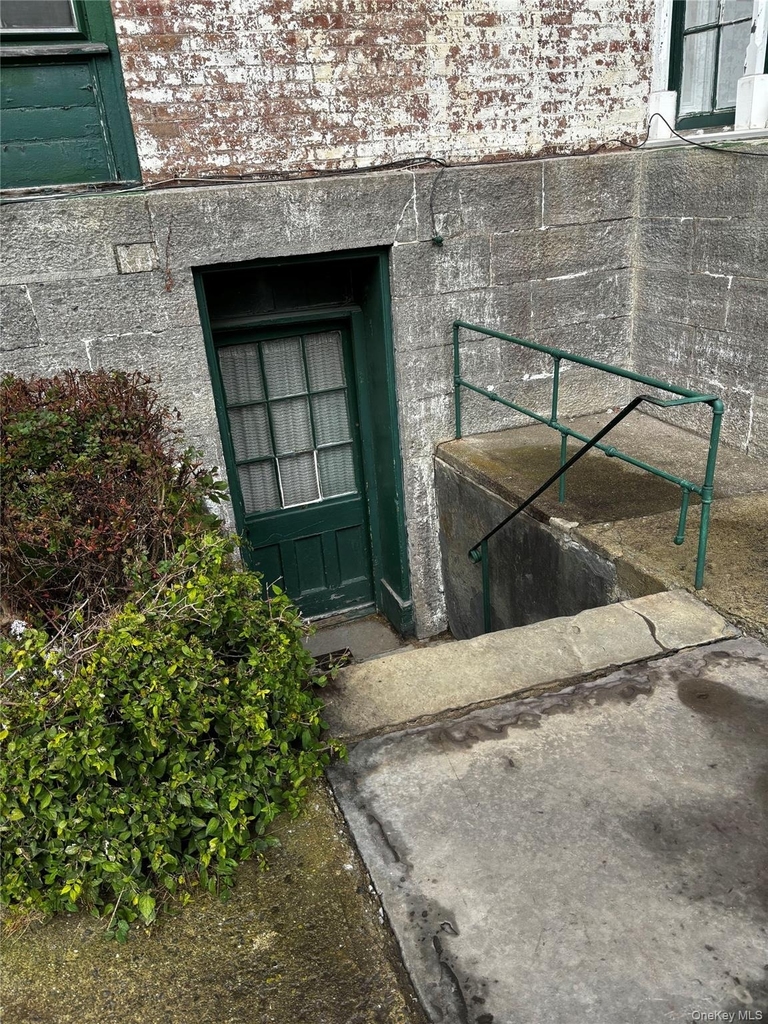 24 Grandview Avenue - Photo 1