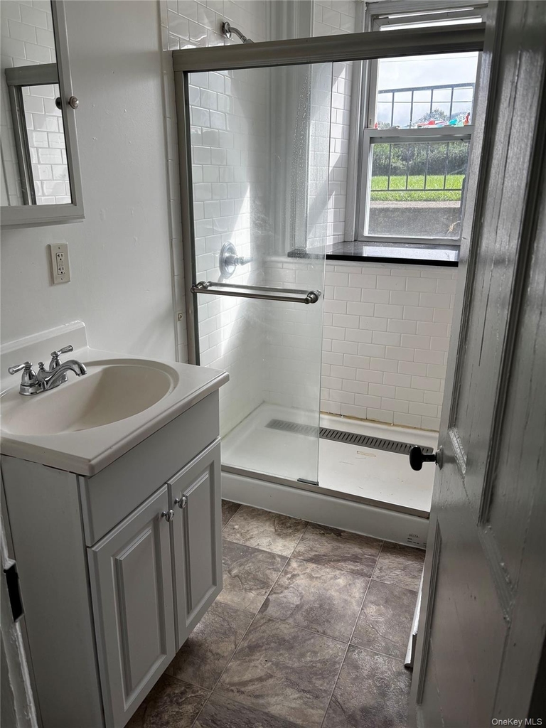 24 Grandview Avenue - Photo 5