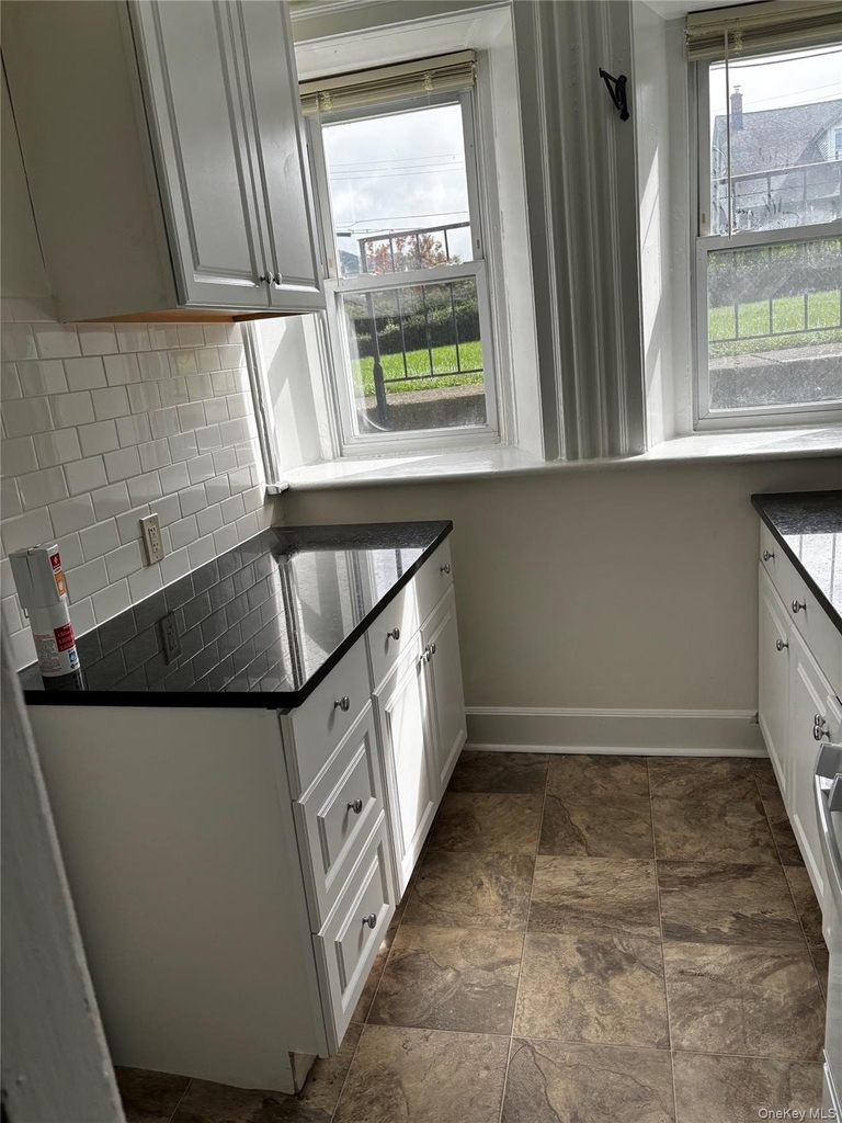 24 Grandview Avenue - Photo 7