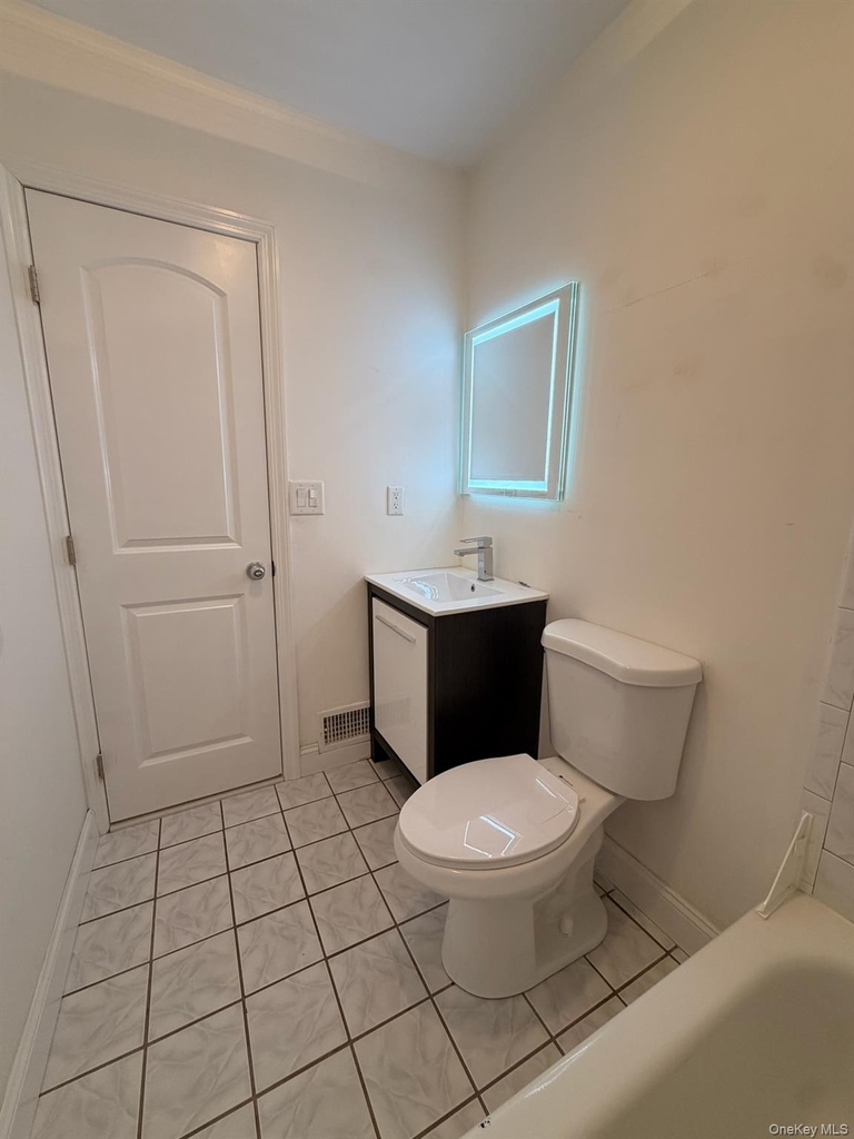 8 Michel Avenue - Photo 36