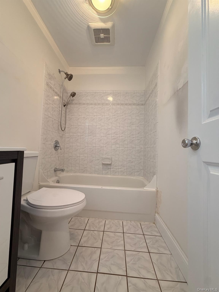 8 Michel Avenue - Photo 35