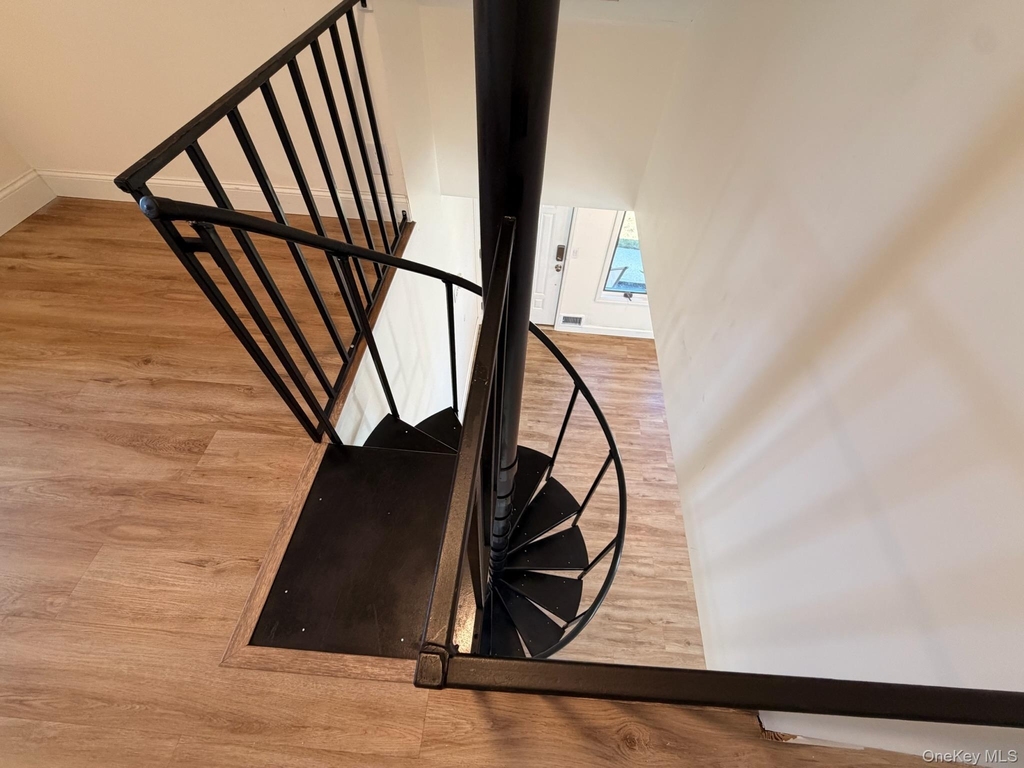 8 Michel Avenue - Photo 26
