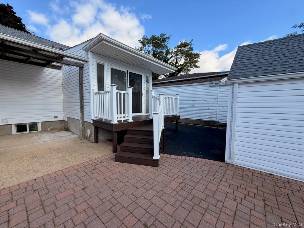 8 Michel Avenue - Photo 41