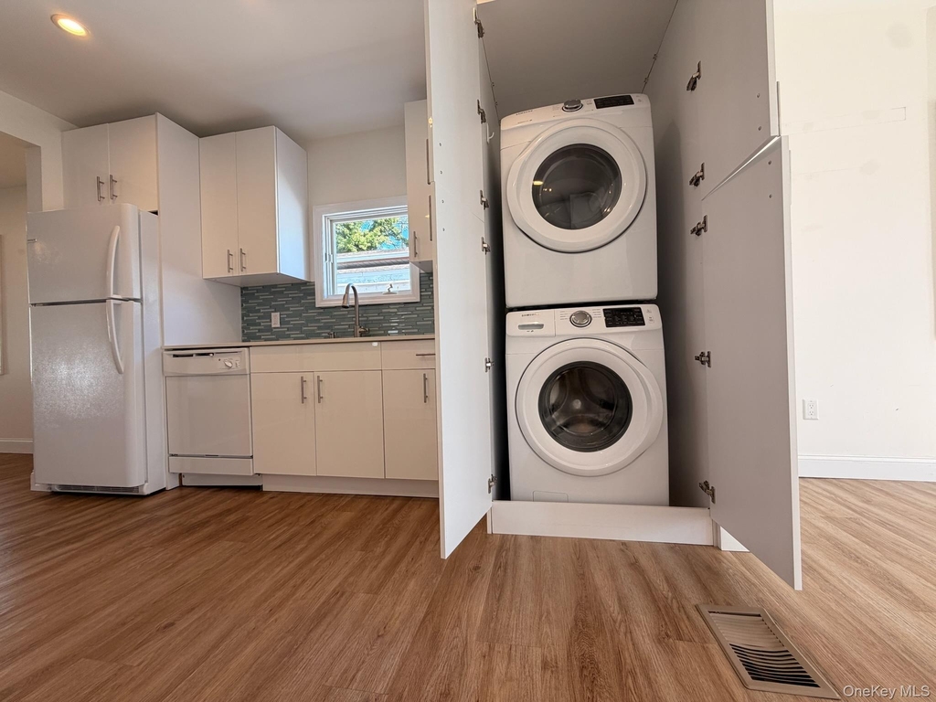 8 Michel Avenue - Photo 30