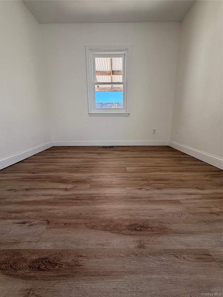 8 Michel Avenue - Photo 47
