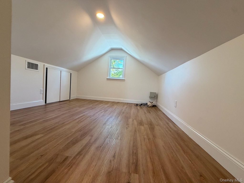 8 Michel Avenue - Photo 20