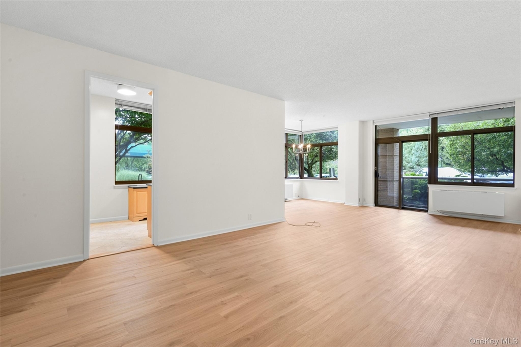 35 N Chatsworth Avenue - Photo 5
