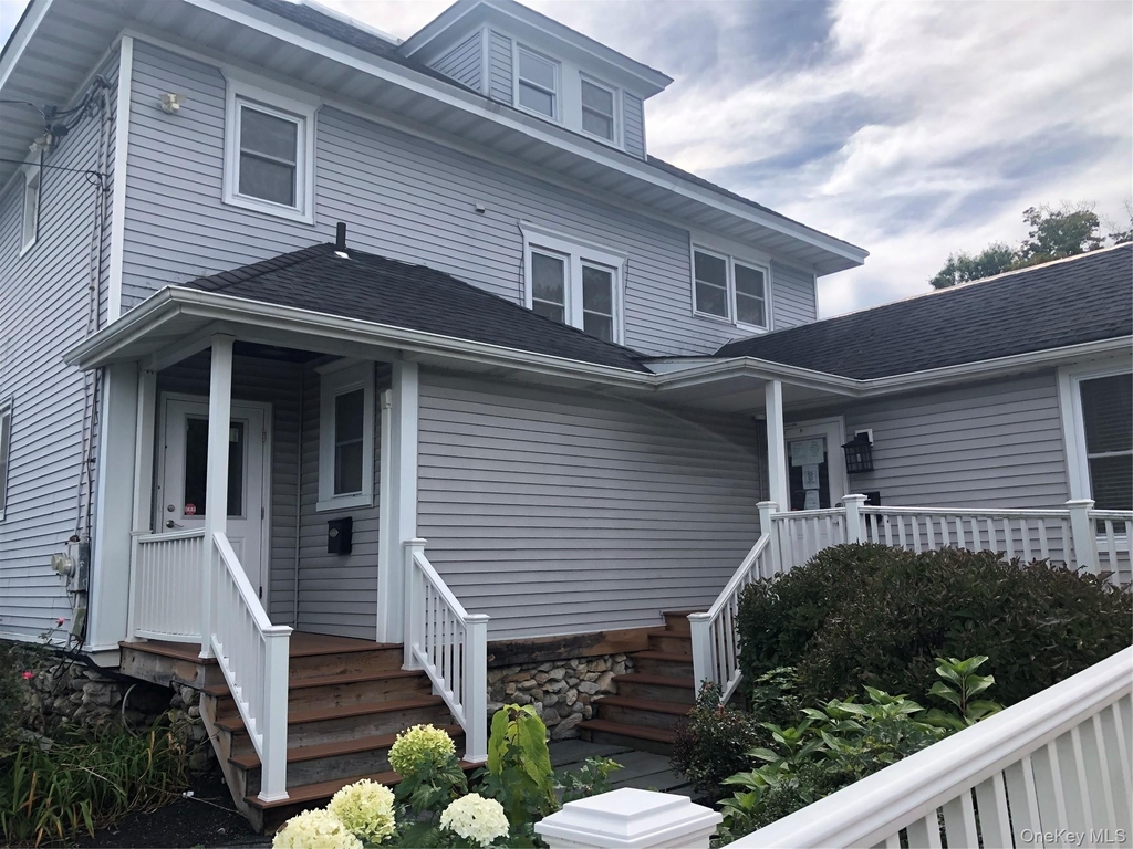 1003 Main Street - Photo 1