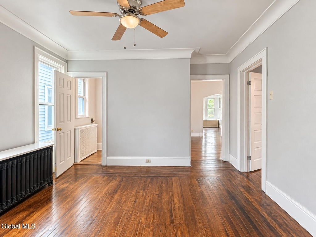 359-361 Forest Avenue - Photo 1
