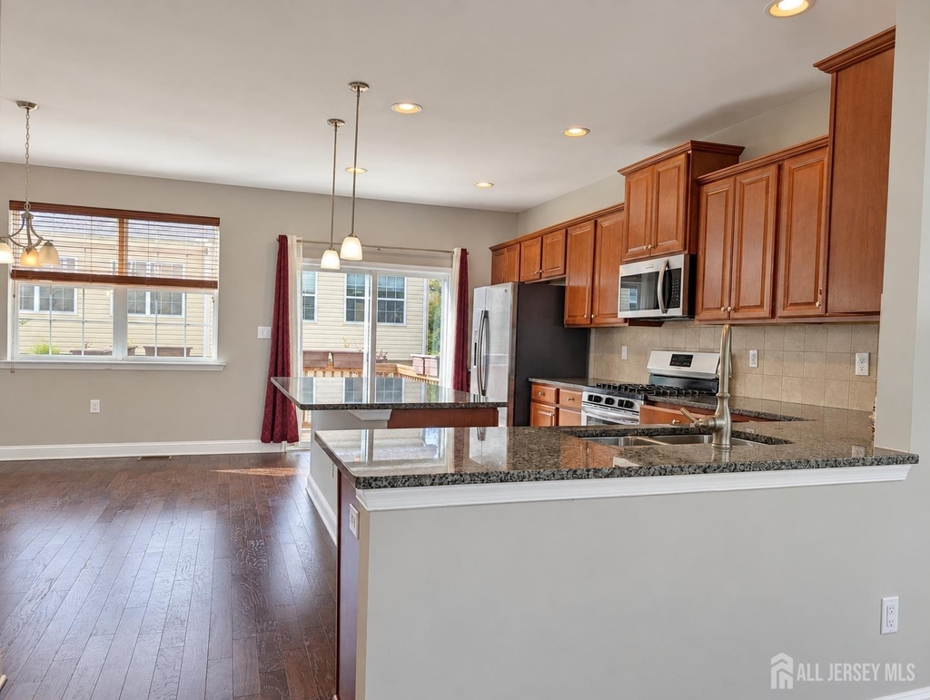1607 Hights Farm Road - Photo 6