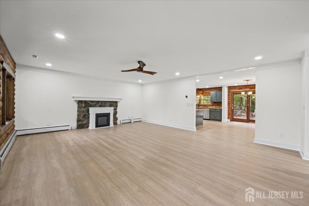 1058 Hoffman Road - Photo 11