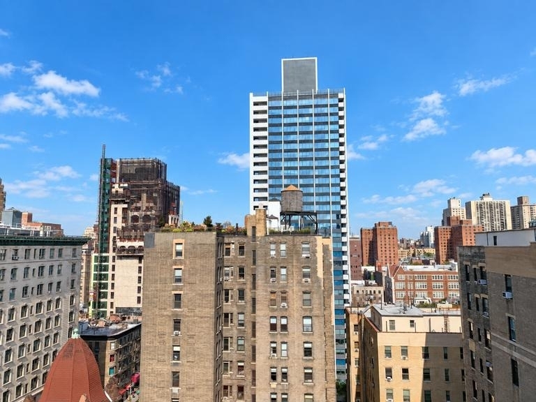 168 W 86th Street - Photo 2