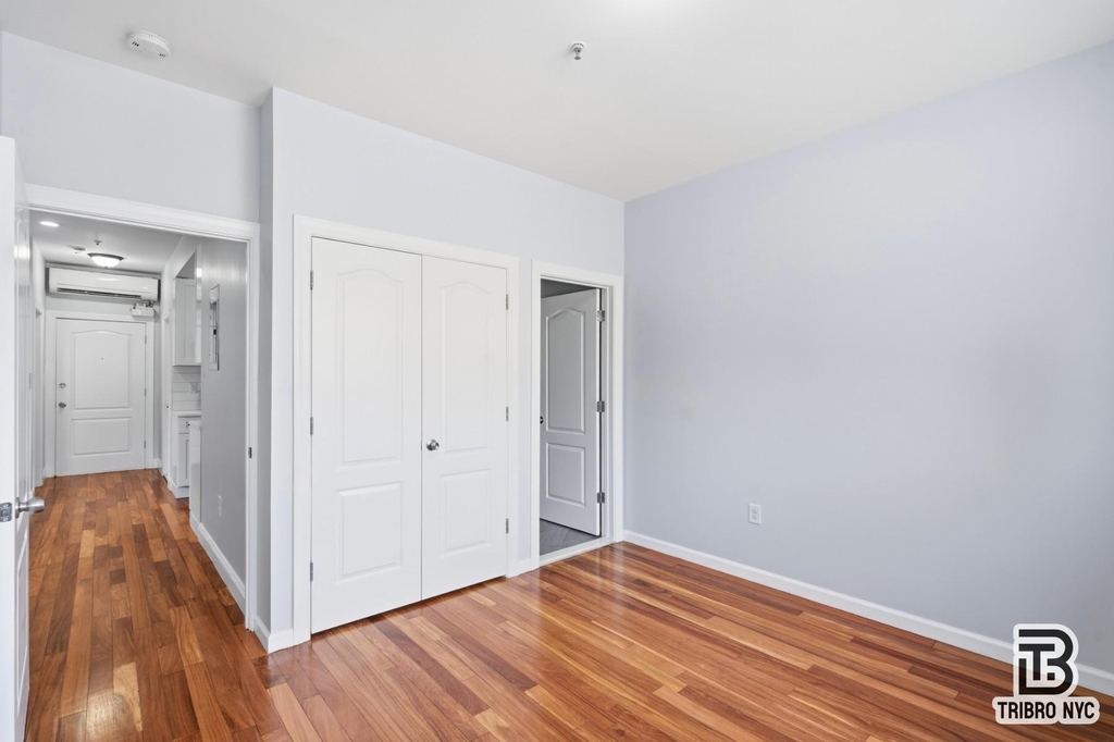 296 Willis Avenue - Photo 0