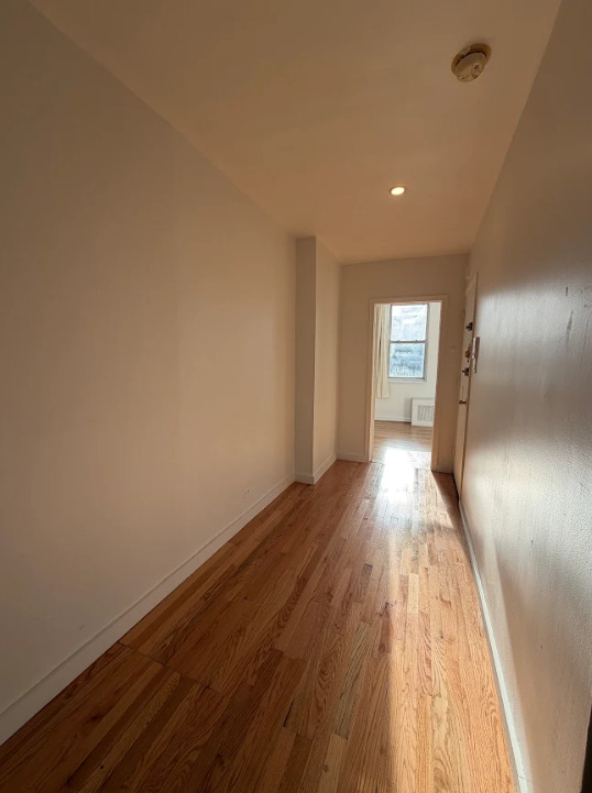273 Pleasant Avenue - Photo 3