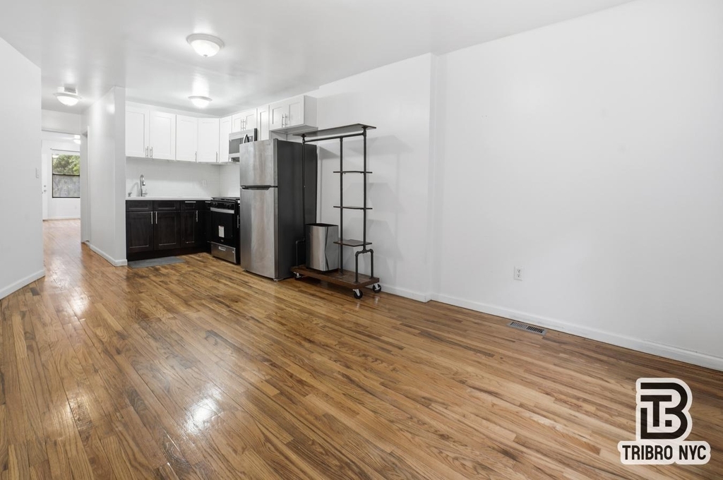 131 W 130th Street - Photo 3