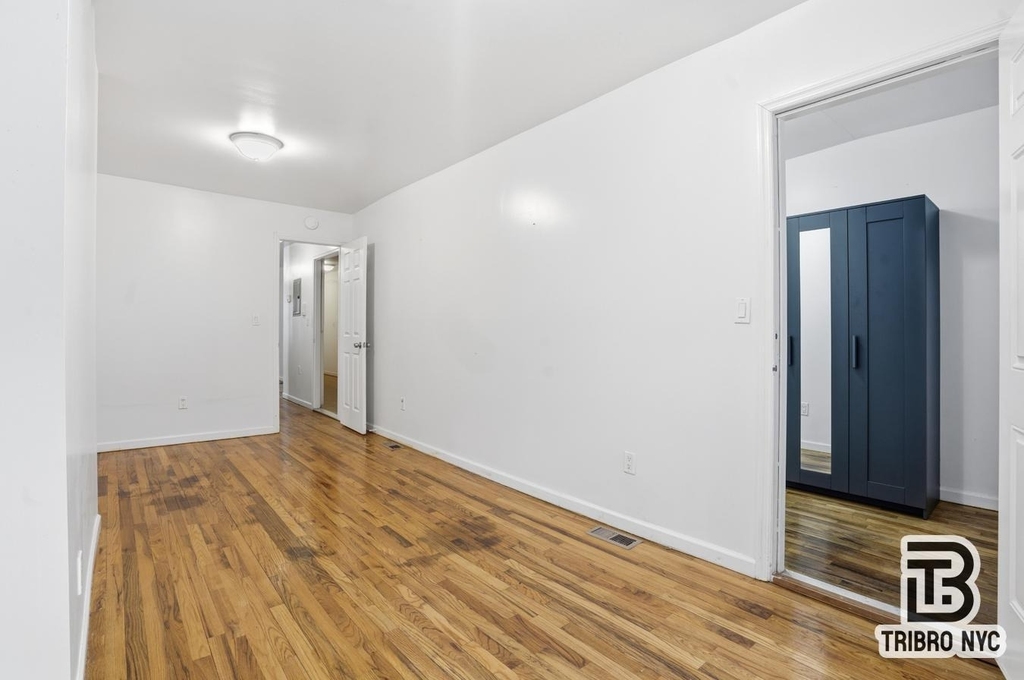 131 W 130th Street - Photo 6
