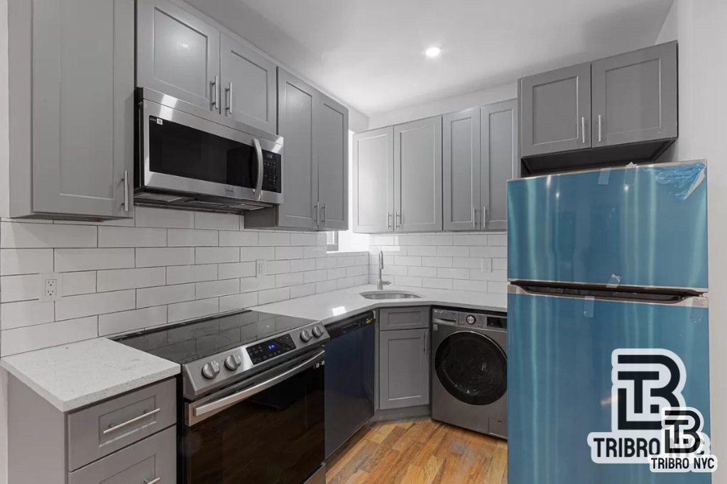1721 E 8th Street - Photo 0