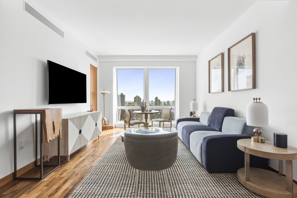 400 5th Avenue - Photo 0