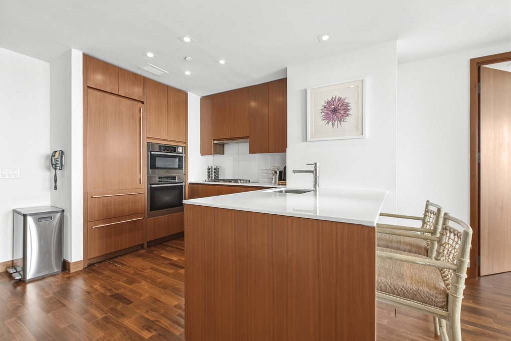 400 5th Avenue - Photo 1