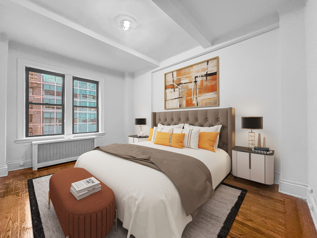 155 E 52nd Street - Photo 1