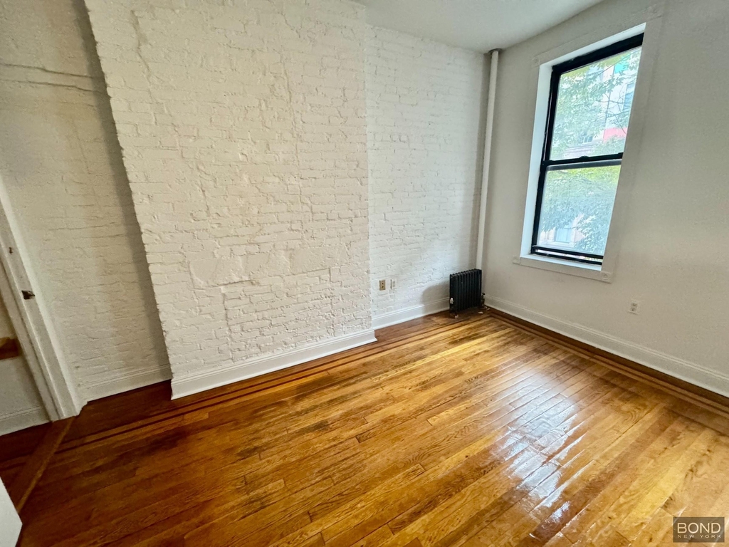 357 W 53rd Street - Photo 1