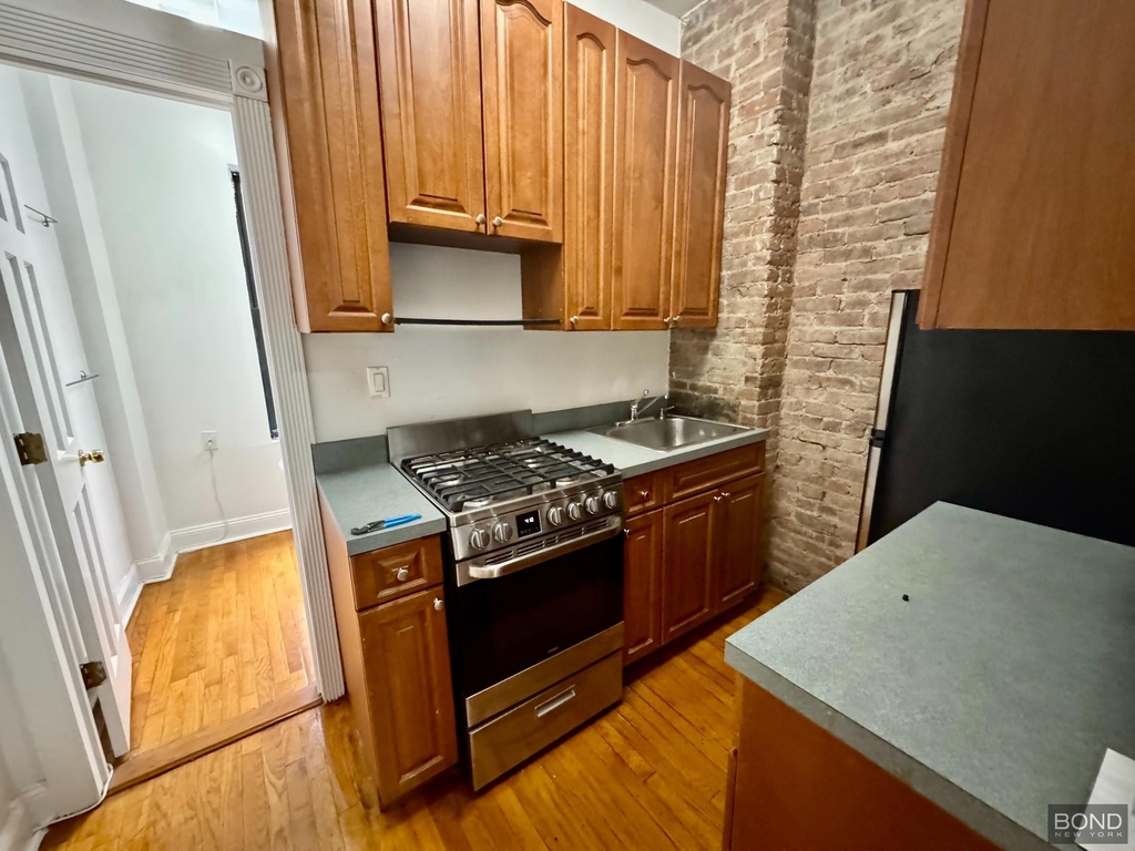 357 W 53rd Street - Photo 0