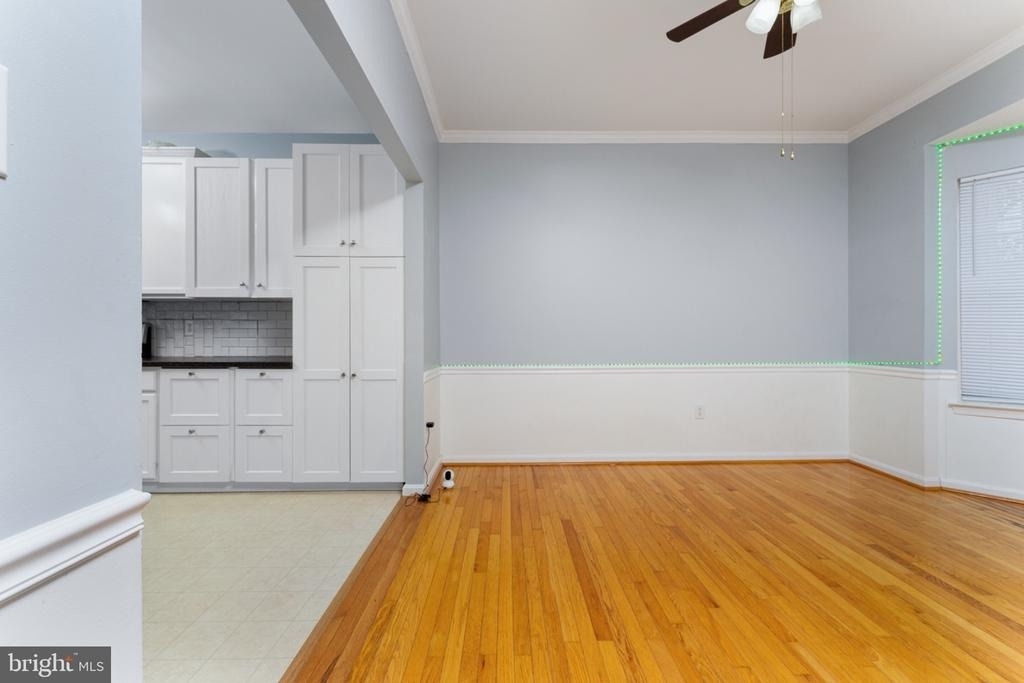 8708 Farnham Way - Photo 4