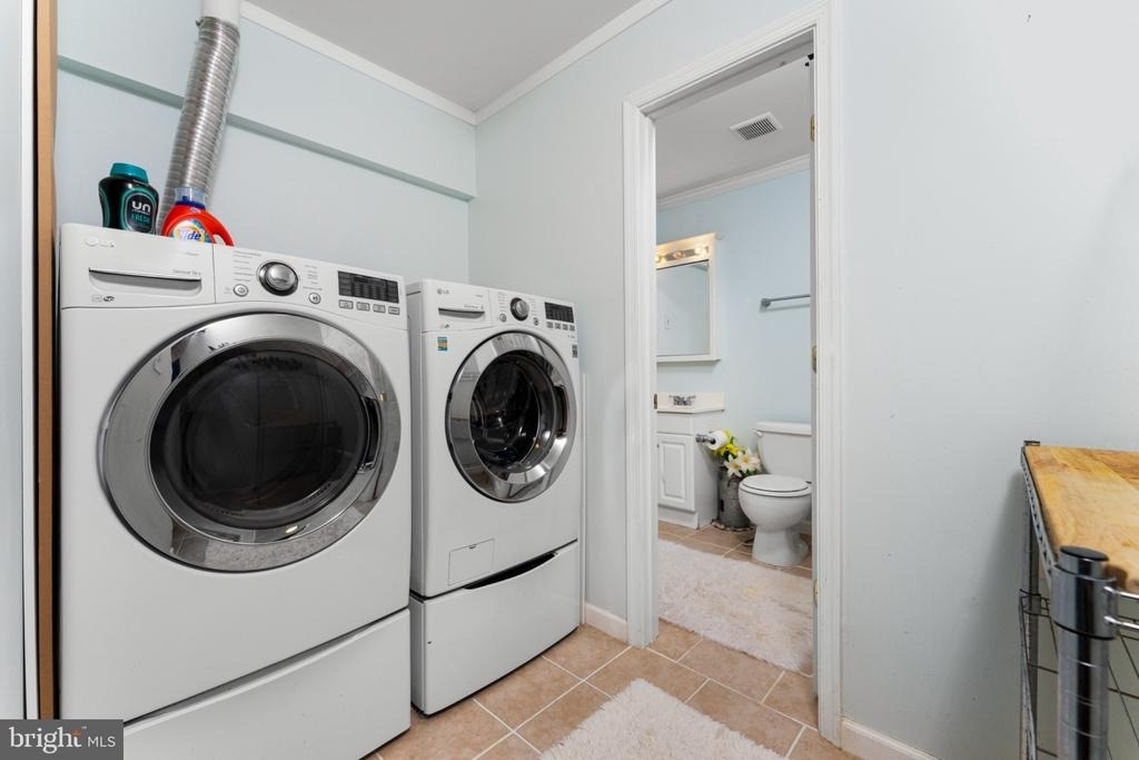 8708 Farnham Way - Photo 18