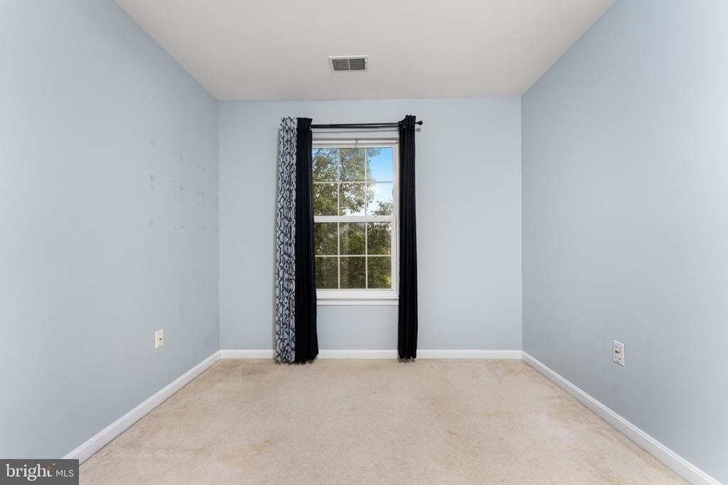 8708 Farnham Way - Photo 13