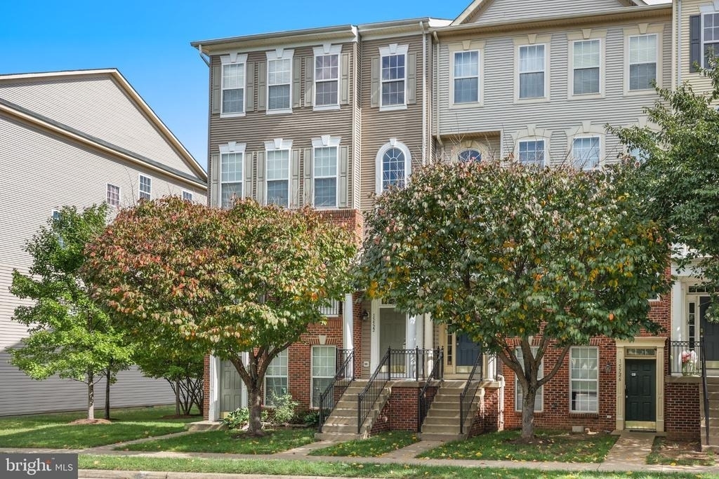 15522 John Diskin Circle - Photo 1