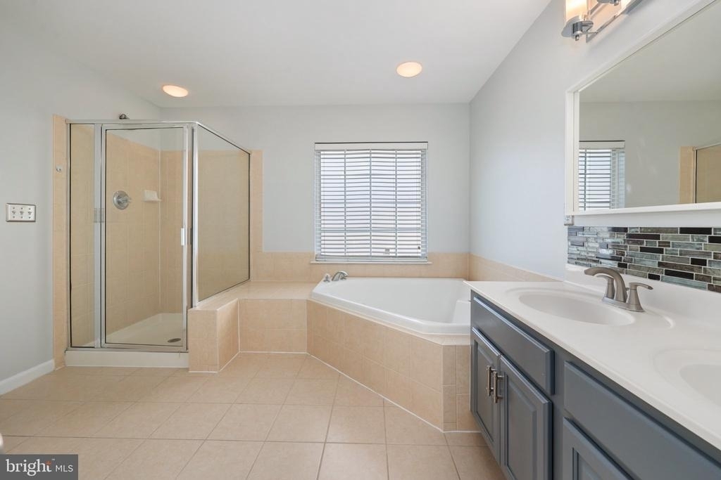 15522 John Diskin Circle - Photo 32