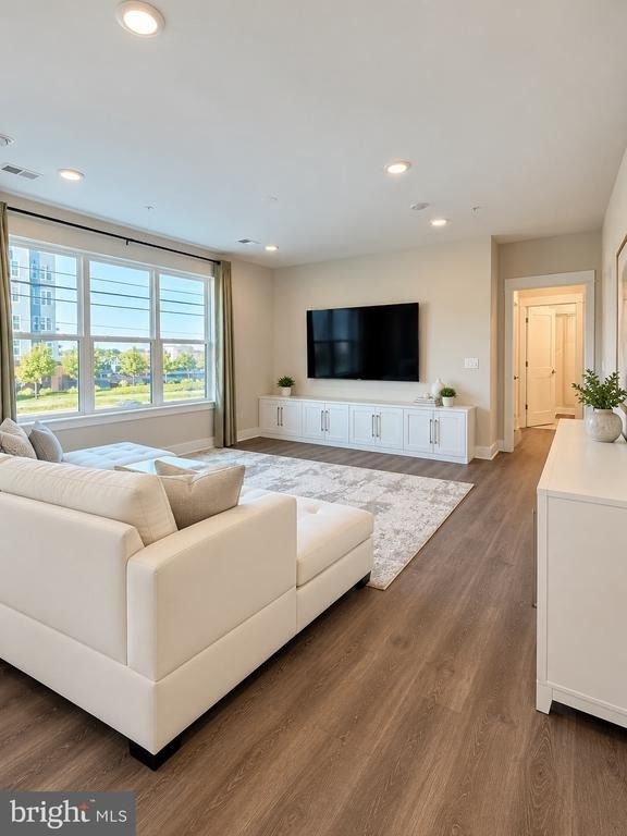 43820 Trackside Terrace - Photo 9