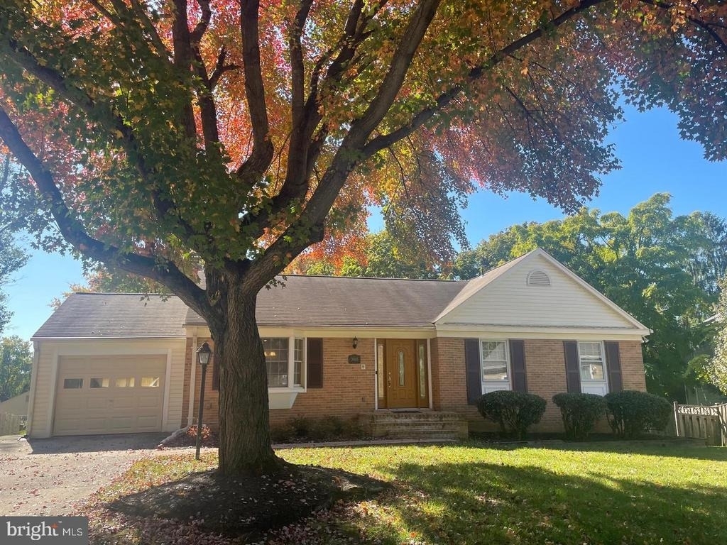 3905 Flagstone Terrace - Photo 0