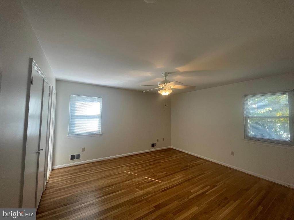3905 Flagstone Terrace - Photo 19