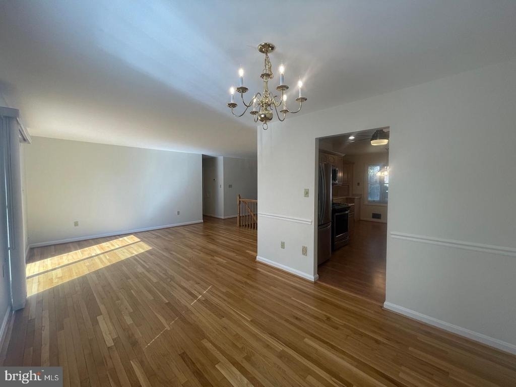 3905 Flagstone Terrace - Photo 13