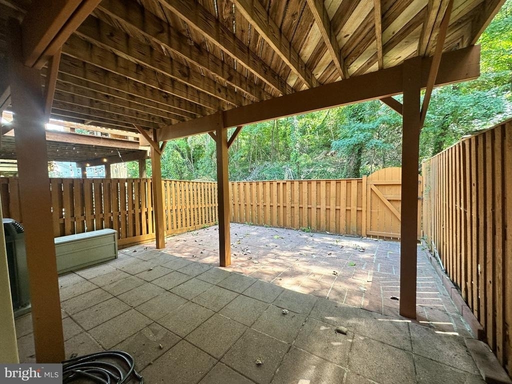 6025 Crocus Court - Photo 29