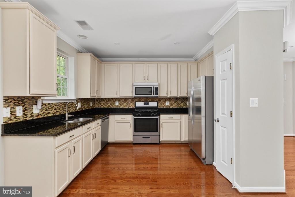 7582 Great Swan Court - Photo 2