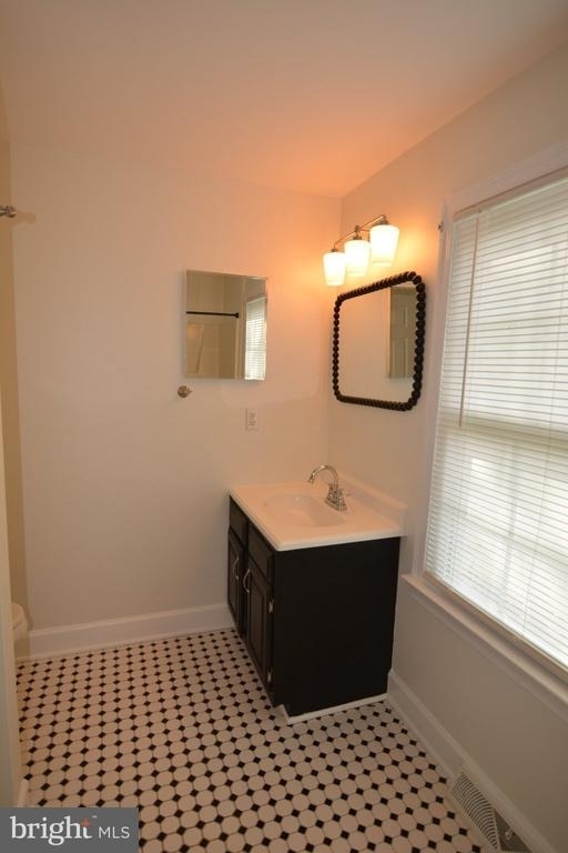 4216 Mosby Street - Photo 12