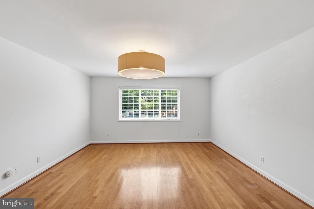 1407 N Van Dorn Street Nw - Photo 9