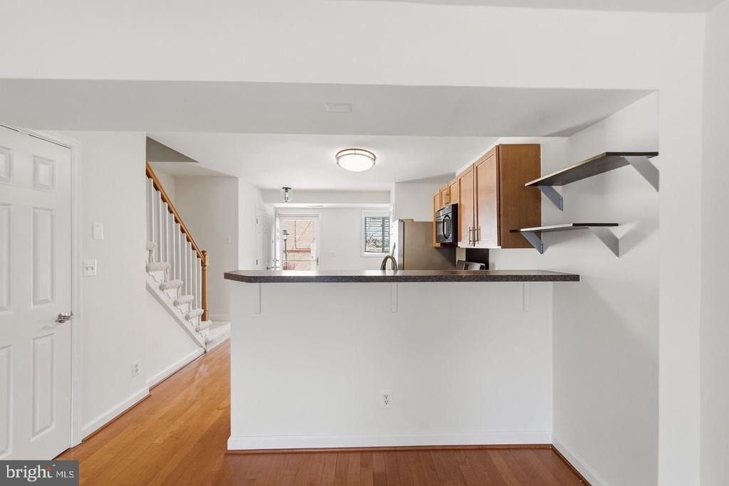 1407 N Van Dorn Street Nw - Photo 8