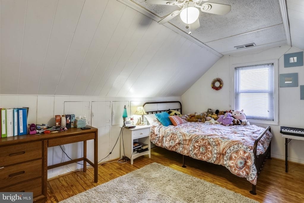 5137 25th Place N - Photo 34