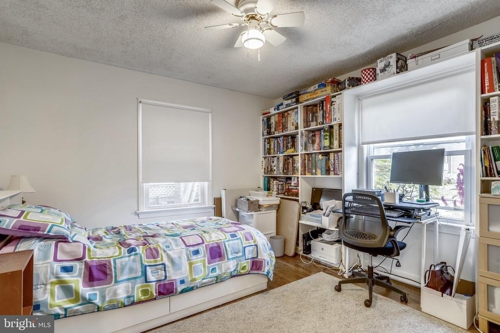 5137 25th Place N - Photo 30