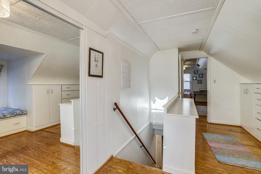 5137 25th Place N - Photo 32