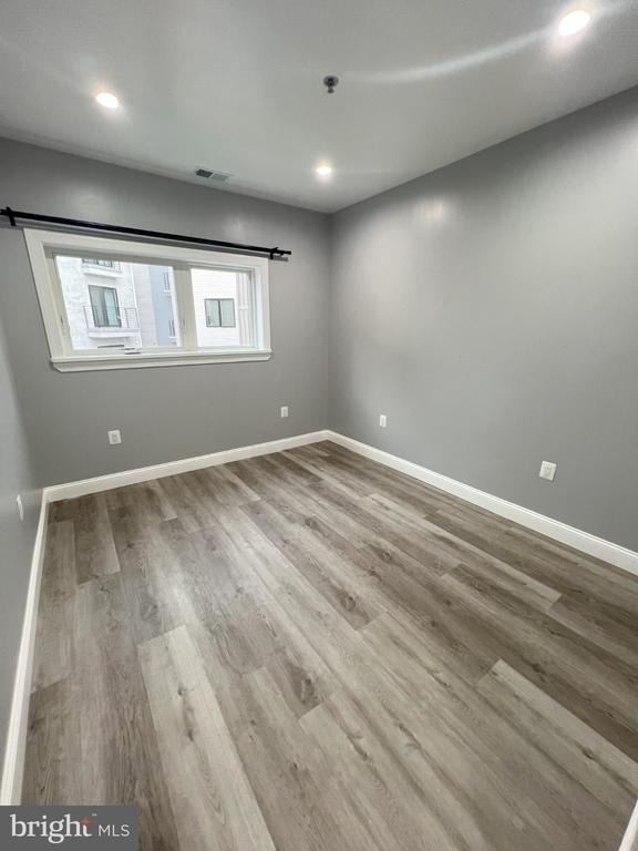 1611 Ridge Avenue - Photo 22